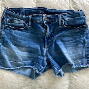 TRUE RELIGION Jean shorts